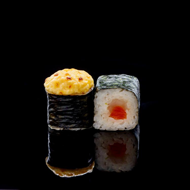 Сытый самурай (семга, гребешок, сырный соус) 210 гр.